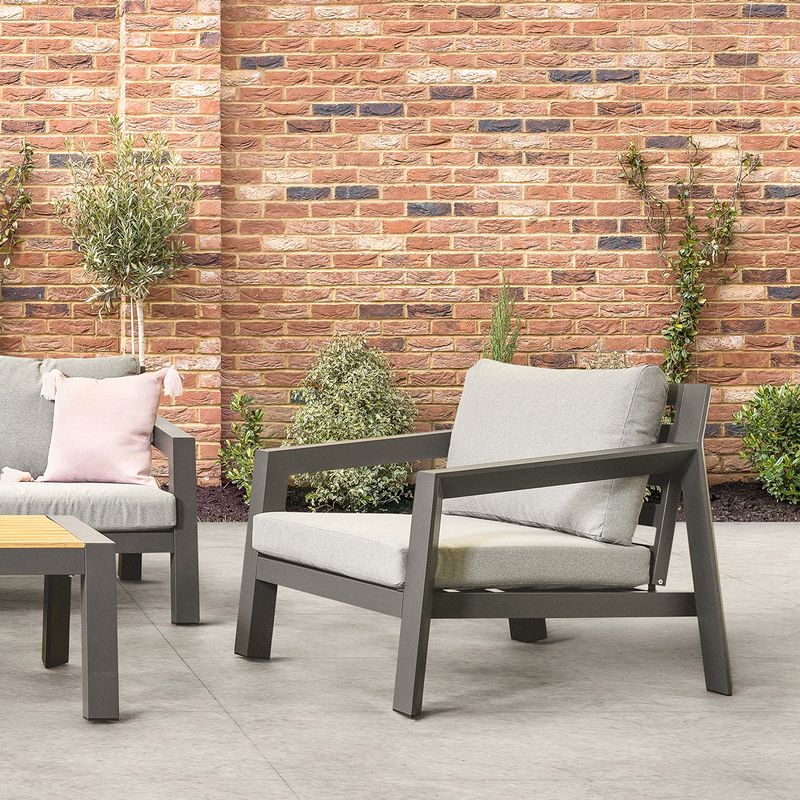 MO41329_SILLON-EXTERIOR-GODARD.jpg